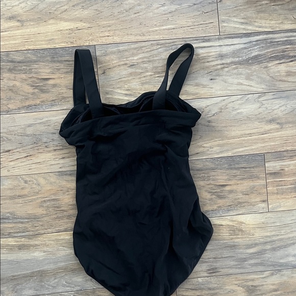 Black Swimsuit - Picture 4 of 5